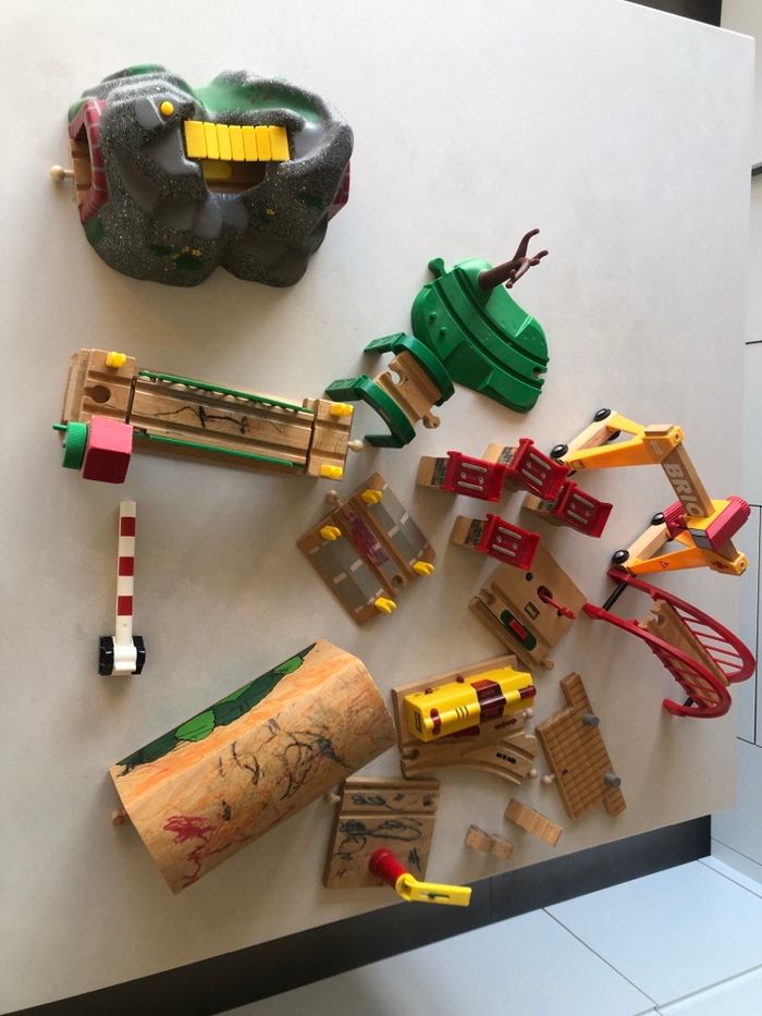 Lot de 19 pièces accessoires tarin Brio - photo numéro 7