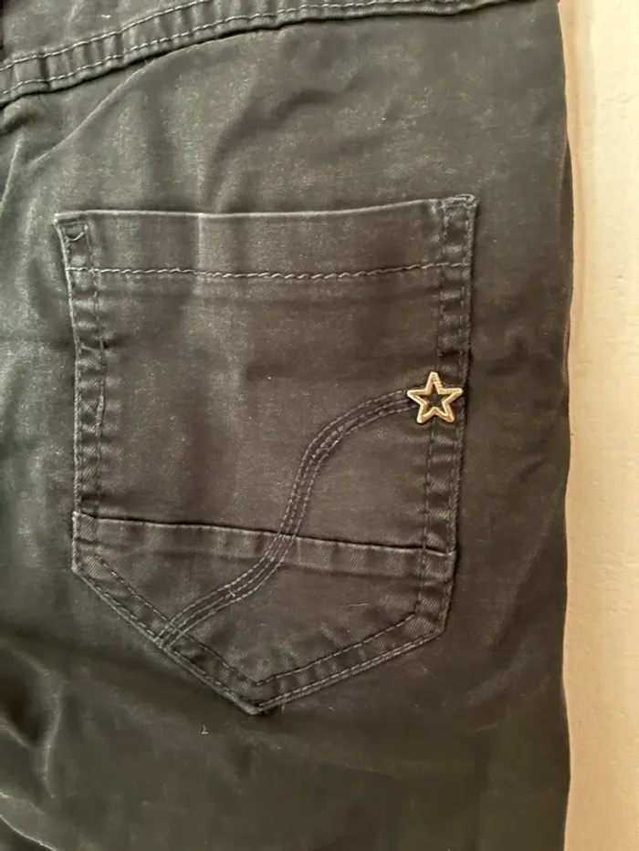 Short noir en jeans, 34, Place du jour. - photo numéro 6