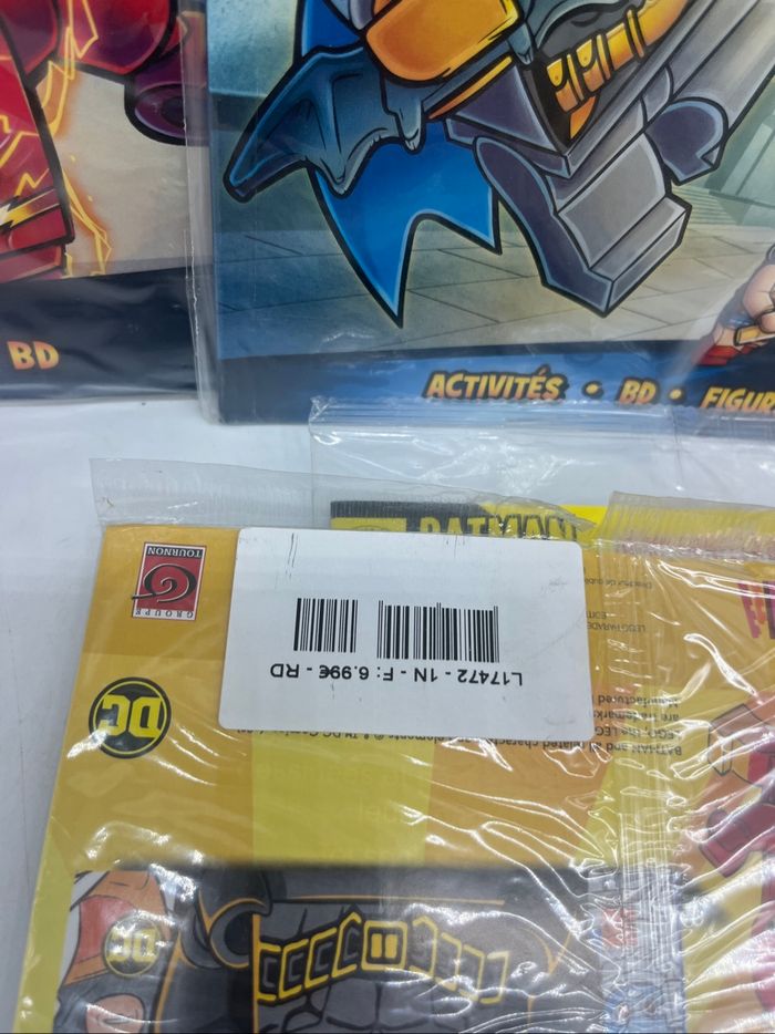 Lot de 4 livres d'activité Magazine LEGO super heroes Batman Neuf - photo numéro 6