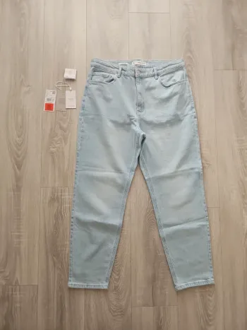 Jean Newmum Mango