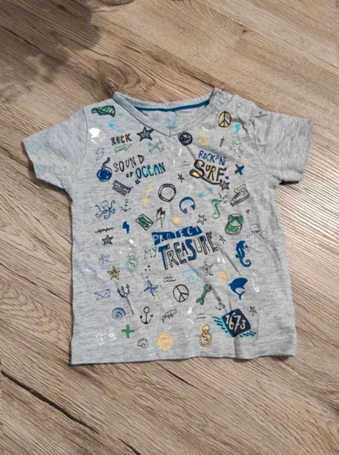 T-shirt  U  9  mois - photo numéro 2