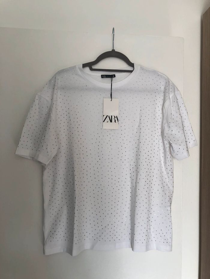 Superbe beau t-shirt à strass Zara neuf avec étiquette taille M - photo numéro 2