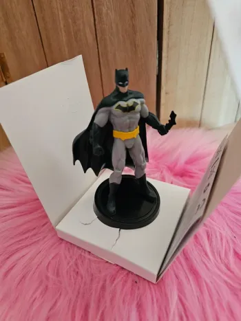 Figurine batman neuve, avec sa boîte, DC comics
