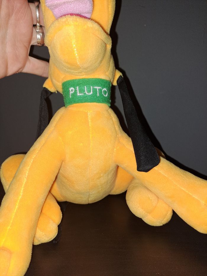 Peluche pluto  disney - photo numéro 6