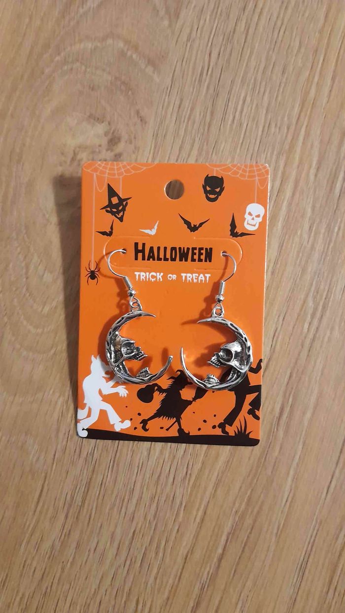💀 Boucles d’oreilles Halloween pendantes Lune Squelette - photo numéro 2