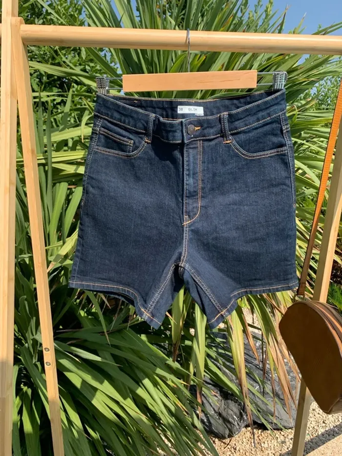 Short en jean Kiabi, taille 38 - photo numéro 2