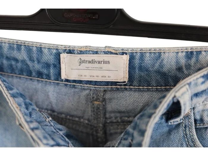 C60 short jeans bleu Stradivarius 40 - photo numéro 4