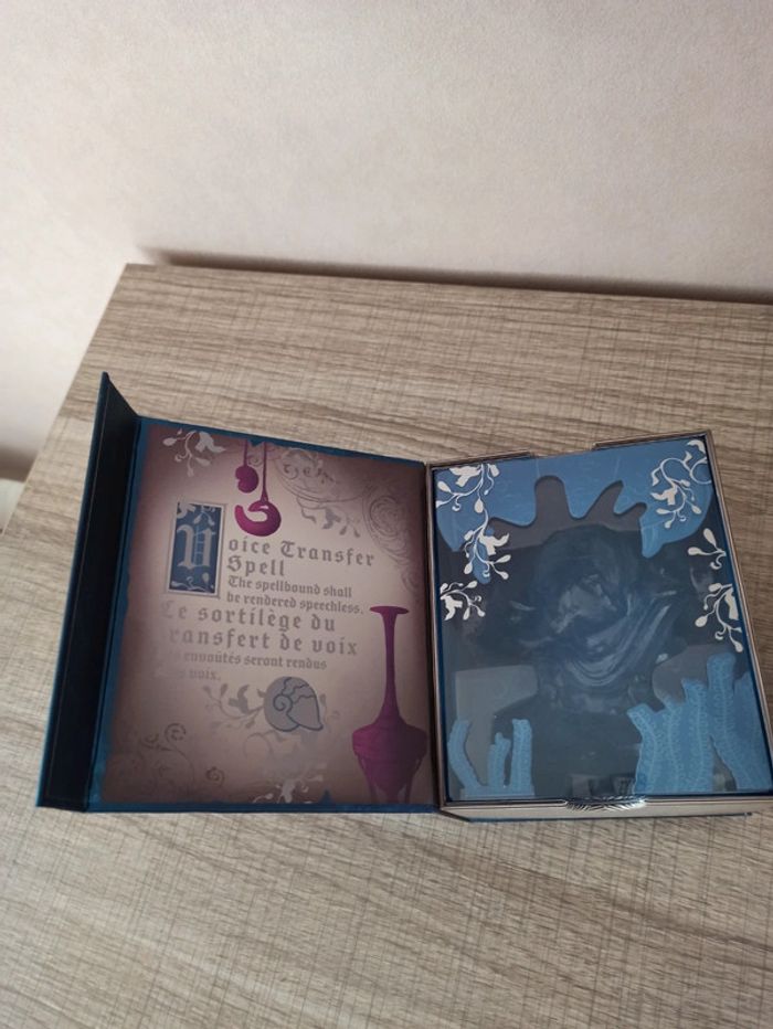 Coffret de la figurine Ursula animator - photo numéro 3