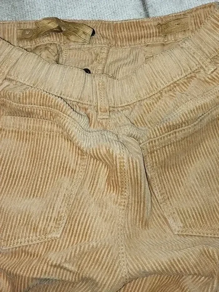 Pantalon large velours côtelé KIABI beige fille 9 à 10 ans  7529865625 - photo numéro 3