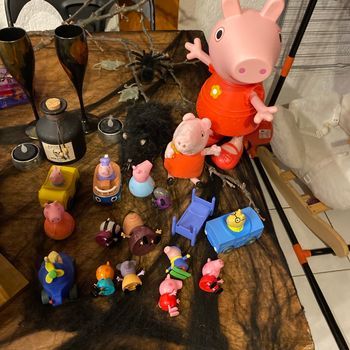Lot peppa piG