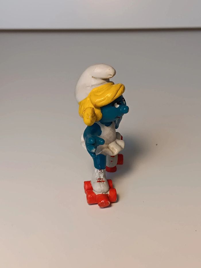 Figurine vintage Schtroumpfette schleich 1980 peyo made in portugal - photo numéro 2