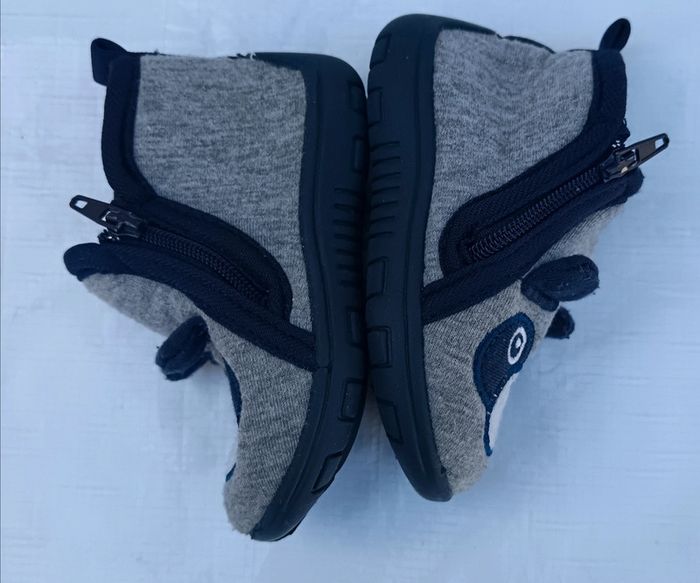 Chaussons 19 - photo numéro 3