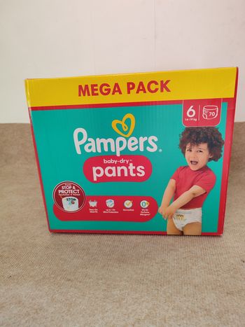 Couches Pampers pants