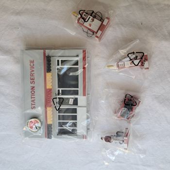 Station service Editions Atlas neuve sous blister