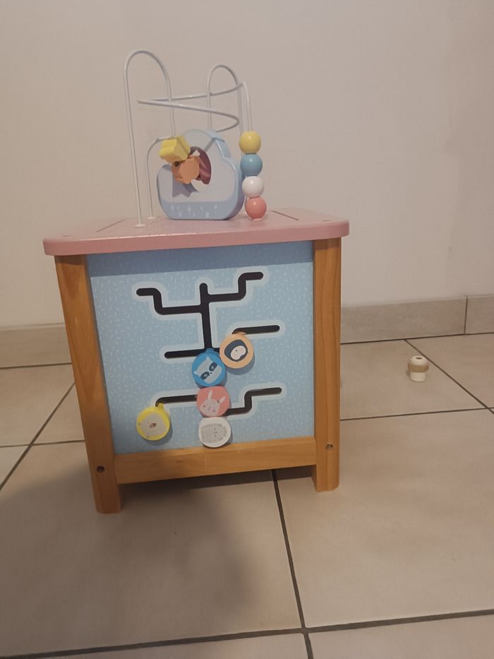 Cube multi-activités Verbaudet – Très bon état - photo numéro 4