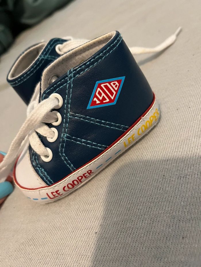 Chaussure bébé - photo numéro 2