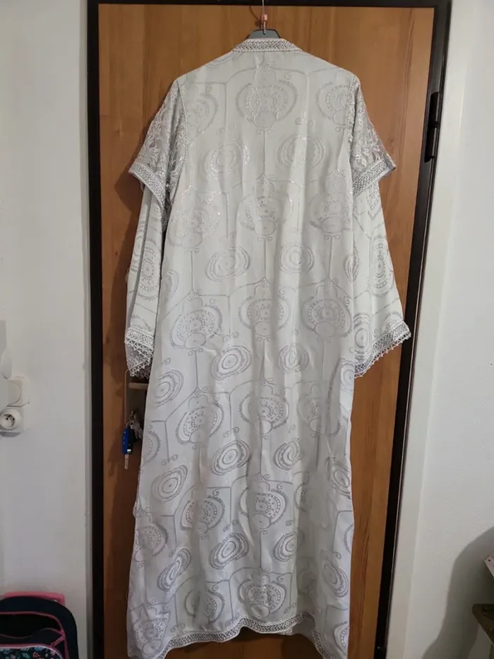 Caftan taille 48 - photo numéro 2