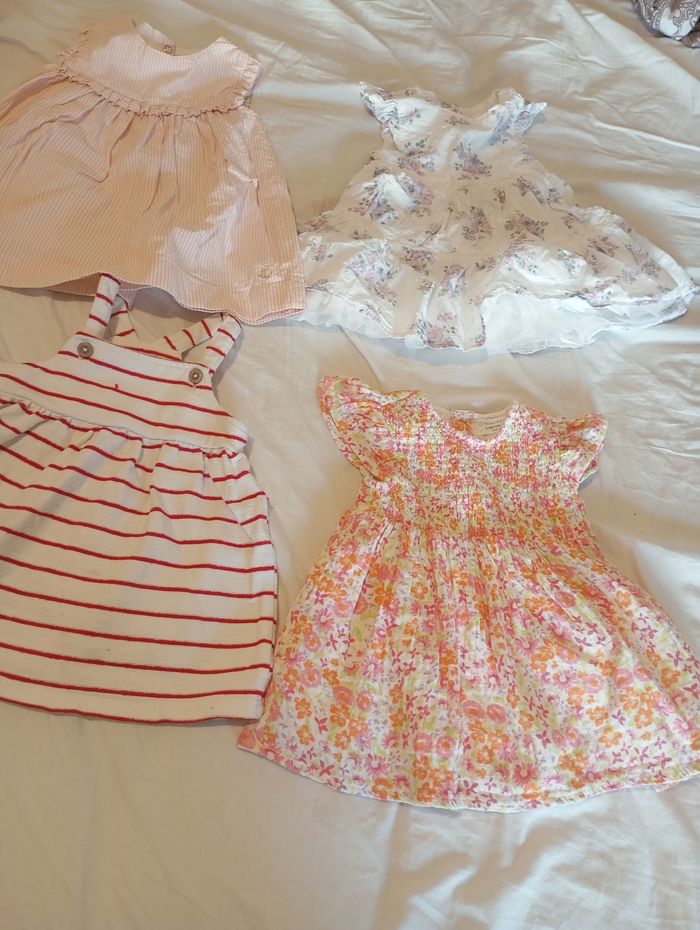 Bonjour je vends lot de 5 vêtements 2 c & a est 2 Primark - photo numéro 4