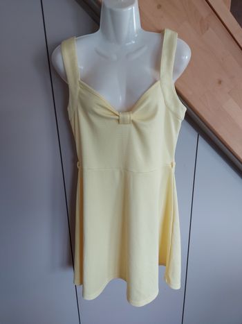 Robe jaune