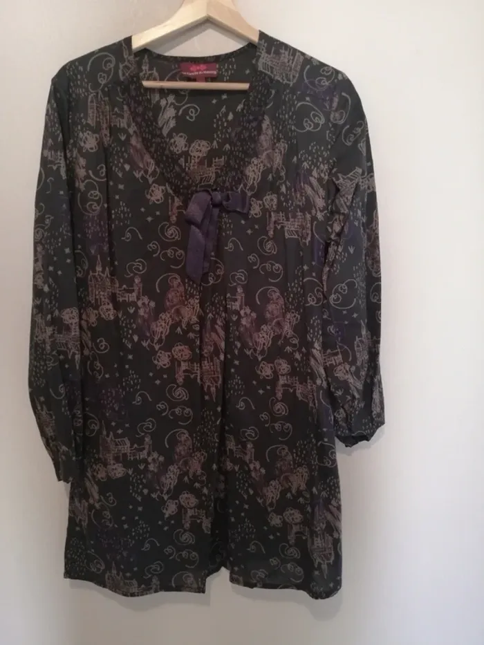 👗 Robe originale La Fiancée du Mekong taille S noire et violette