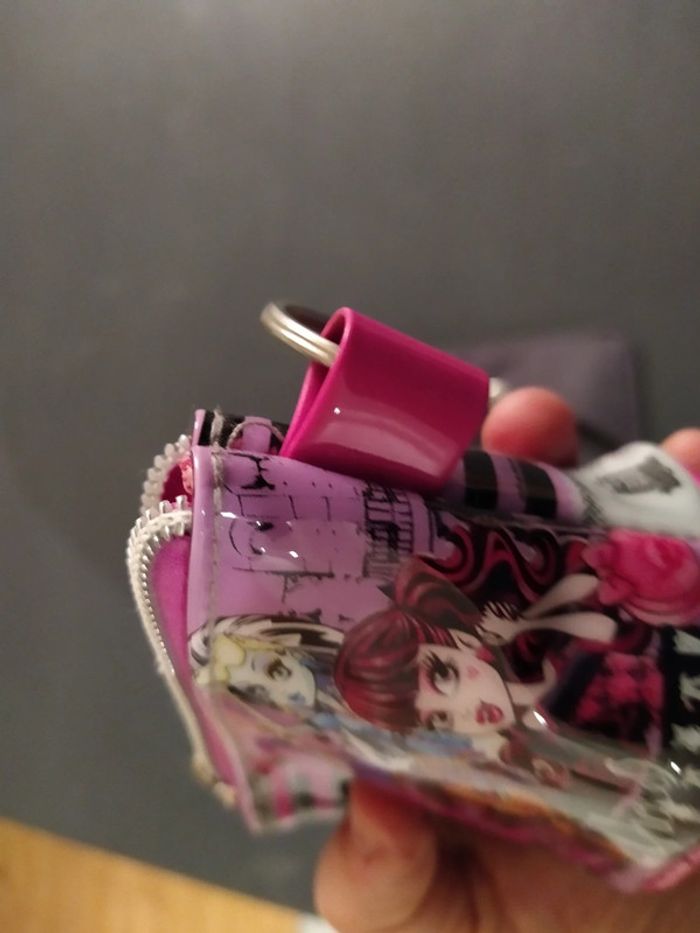 Lot monster high - photo numéro 10