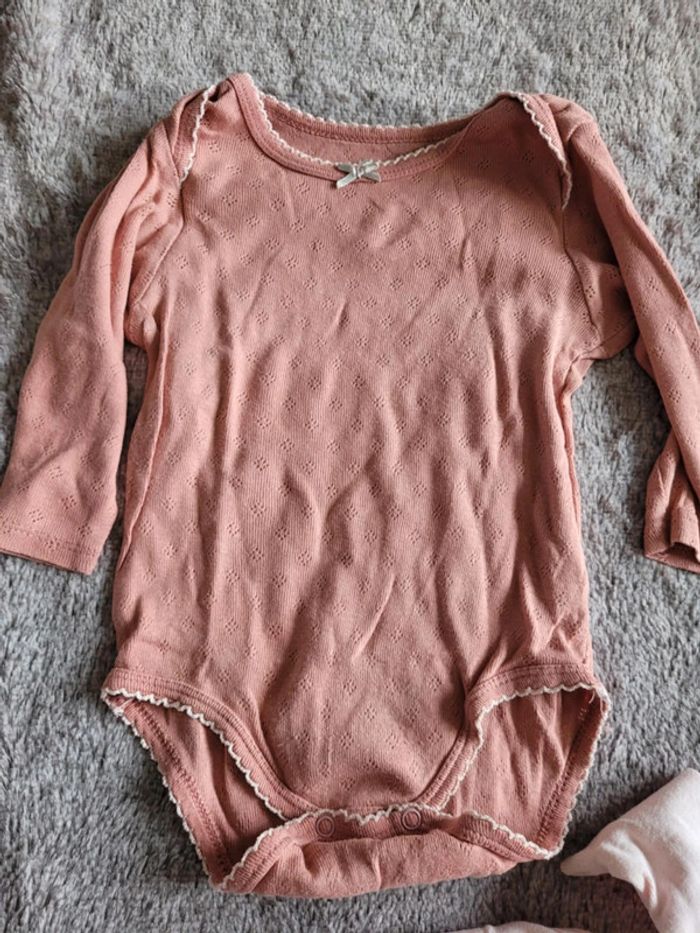 Lot de 2 bodies manches longues 12 mois - photo numéro 3