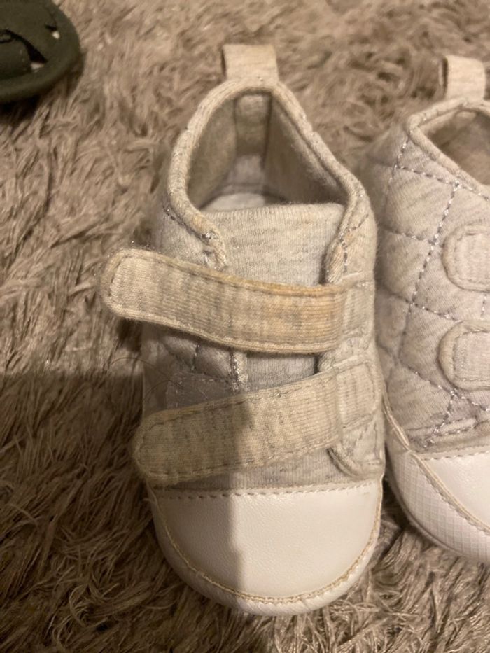 Basket bébé grise - photo numéro 2