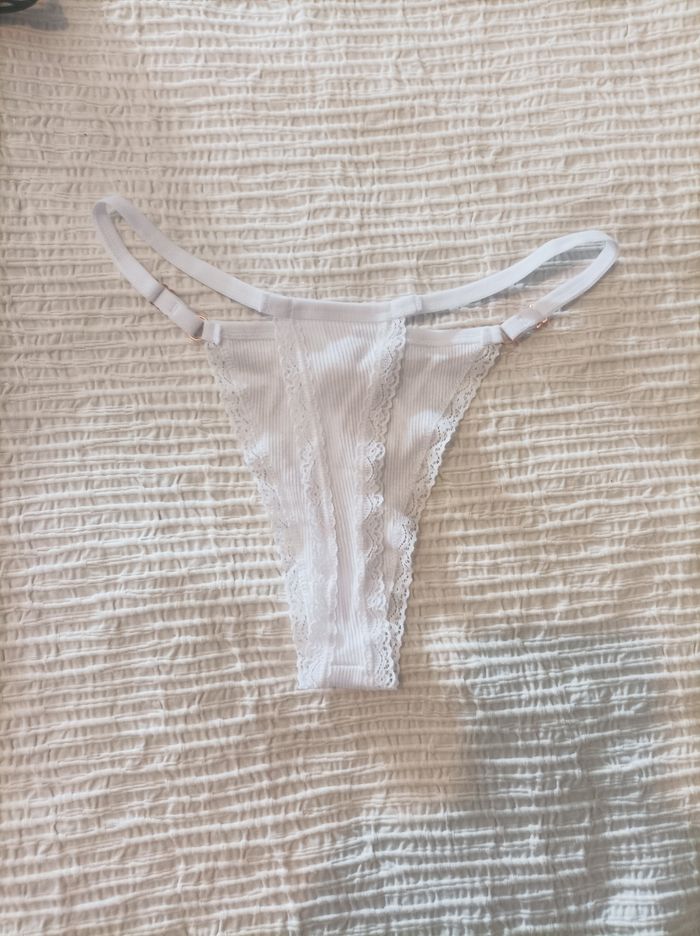 String neuf coton taille S M L - photo numéro 2