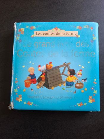 Livre Le grand livre des contes de la ferme en bon état