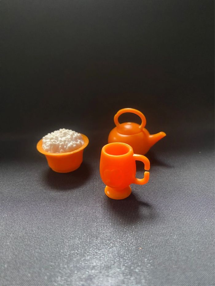 Vintage vaisselle Barbie - photo numéro 6