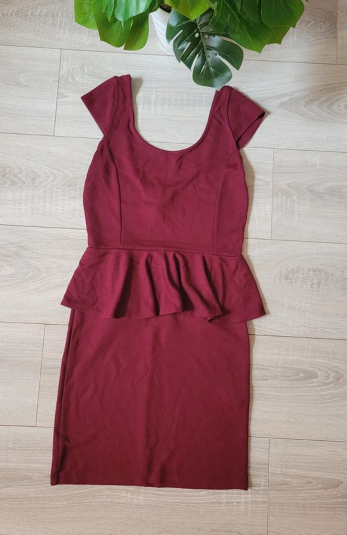 Robe rouge bordeaux - photo numéro 3