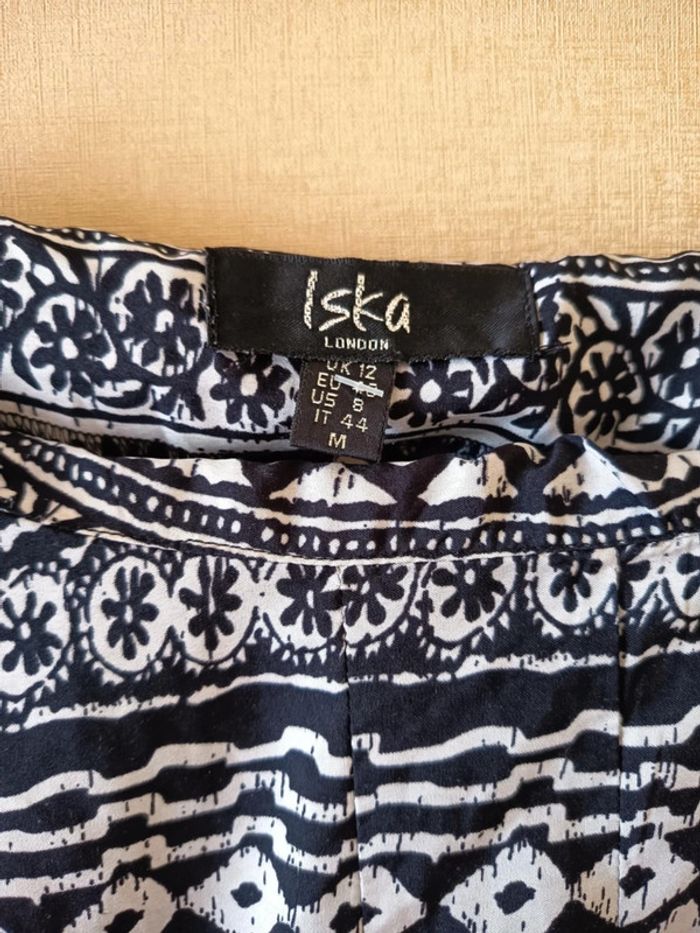 Robe courte sans manches. Marque Iska. (902) - photo numéro 2