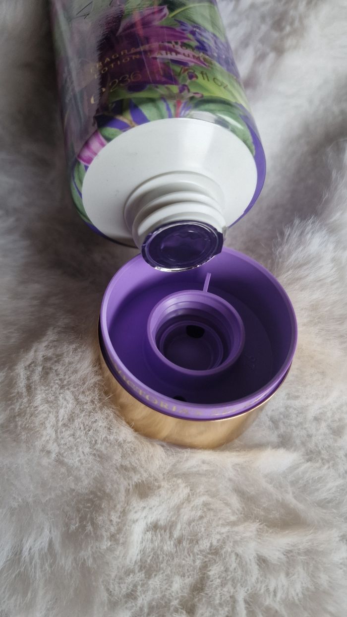 Blackberry Bite Lait Parfumé Corps Victoria's Secret - photo numéro 5