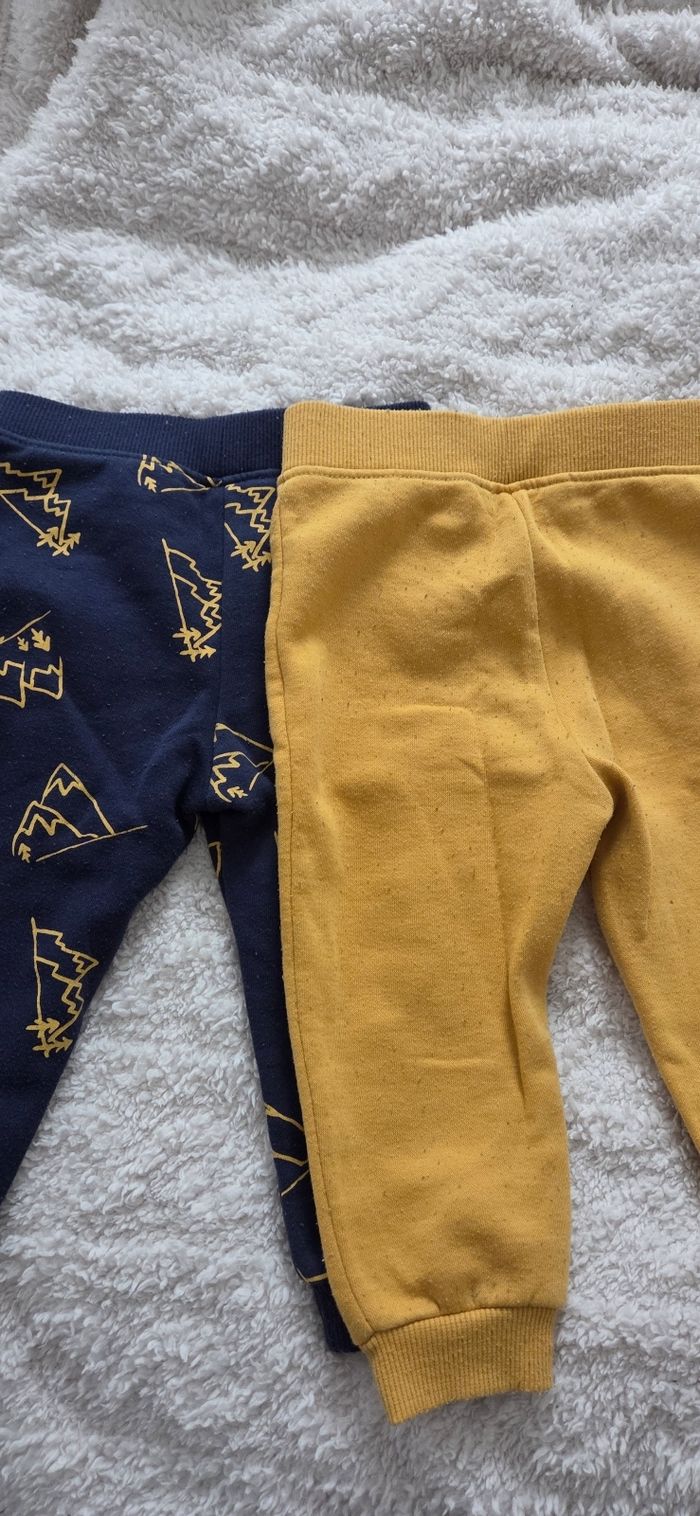 Lot 2 joggings 18 mois primark - photo numéro 2