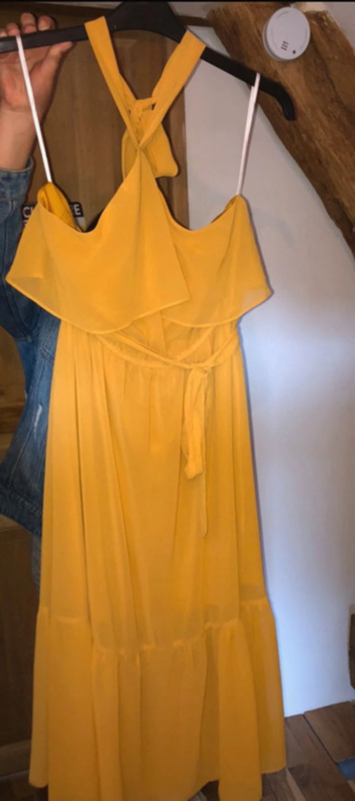 Robe soirée jaune moutarde - photo numéro 2