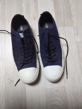 Converses basses en toile