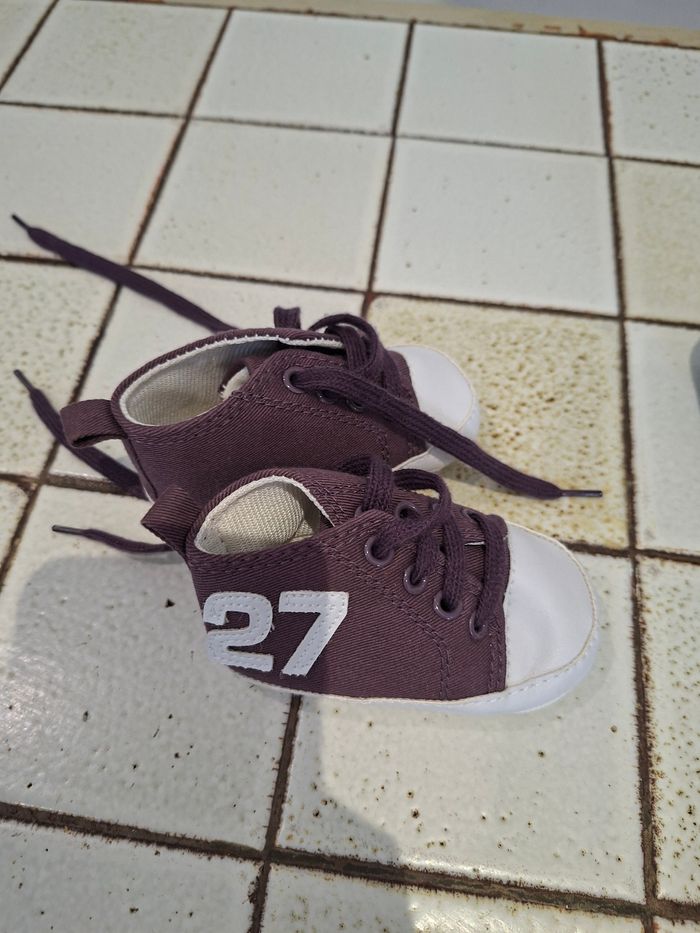 Lot salopette et pantalons 6mois - photo numéro 9