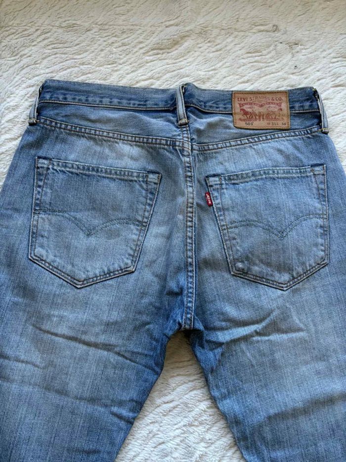 Jean levi’s 501 homme bleu effet délavé coupe regular straight droit taille W33 42/44 L L34 - photo numéro 15