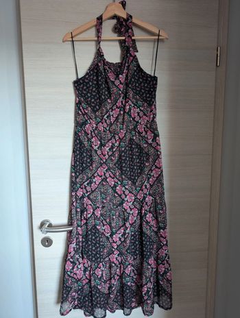 Robe longue noire rose