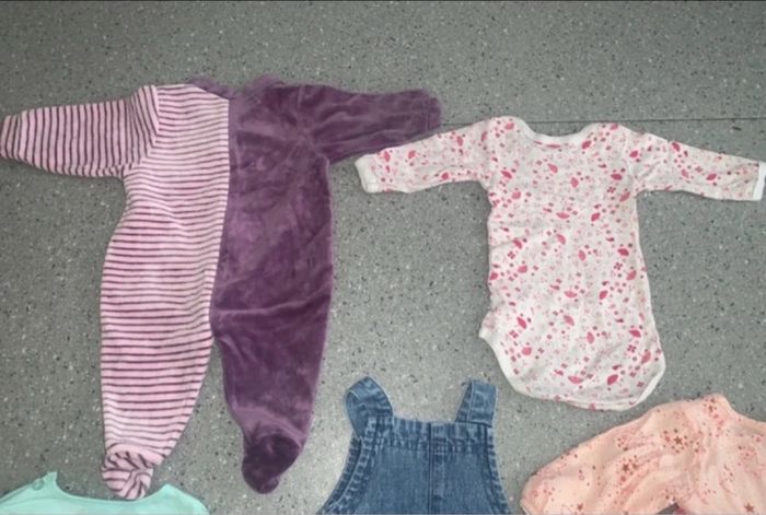 Lots 3 mois filles - photo numéro 10