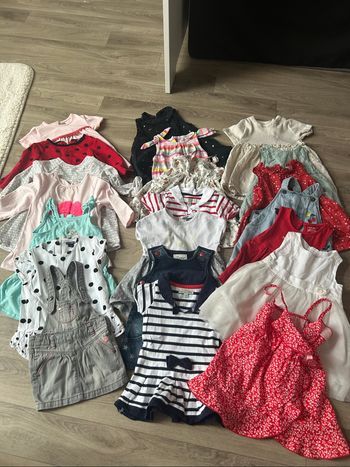 Lot 6 mois fille