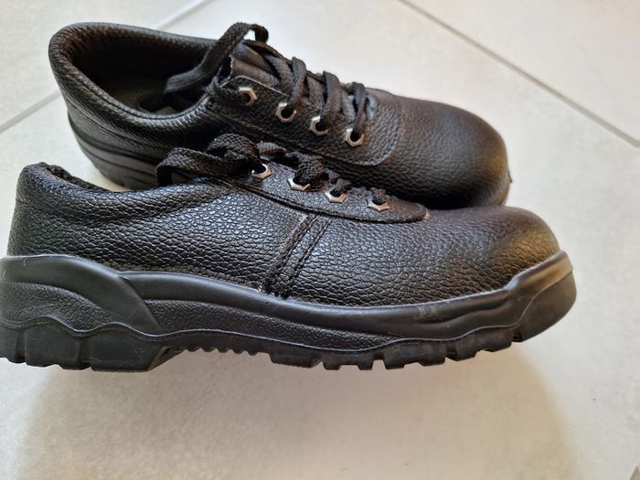 CHAUSSURES DE SECURITE PORTWEST - SHOCK ABSORBER / POINT.41 - photo numéro 2