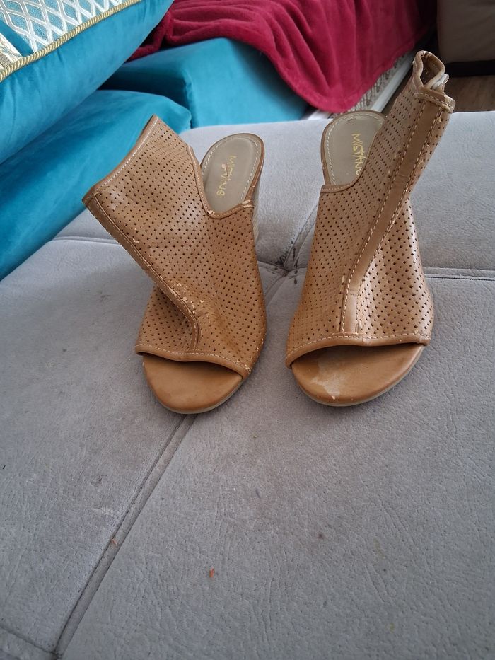 Sandale