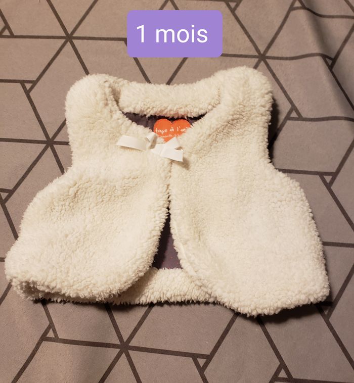 Gilet sans manches fourrure 1 mois