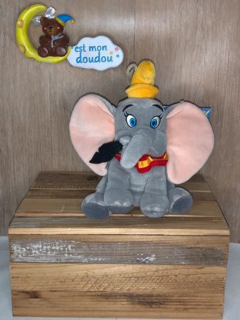 Peluche dumbo 🐘 de chez Disneyland