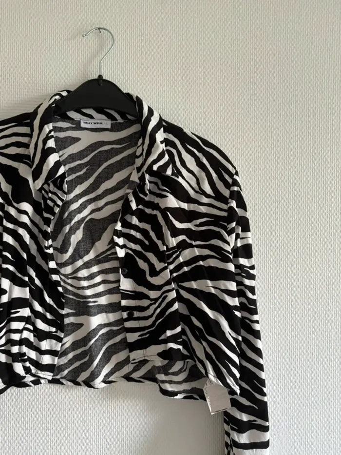 Chemise courte à motifs zèbre - photo numéro 3