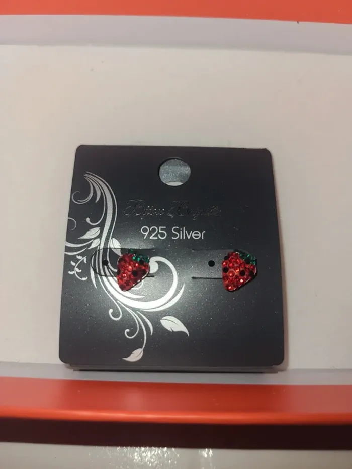 Boucles d'oreilles fraise en argent - photo numéro 2
