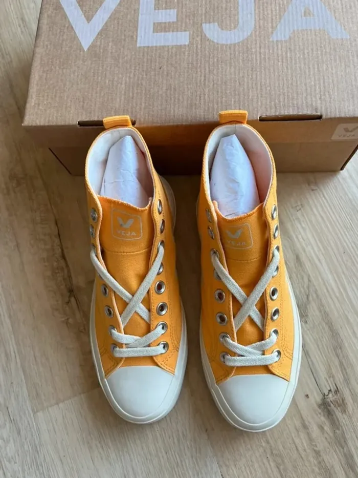 Veja Watta 2 Orange 36 - photo numéro 2