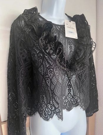 Blouse dentelle Zara neuve