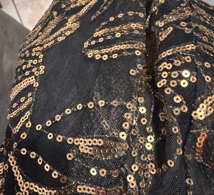 Robe de soirée or et noir - photo numéro 3